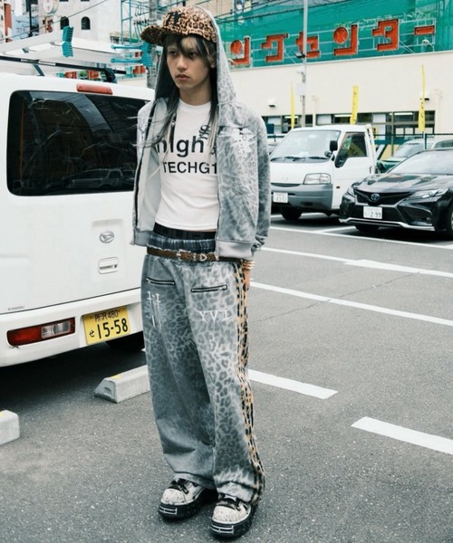 COZY WORLDWIDE パーカー 「Cozy world Wide」”25 LEOPARD” ROYAL ZIP