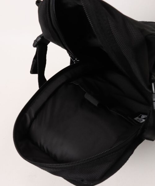 NEW ERA（ニューエラ） ウエストポーチ スリングボディバッグ 12L