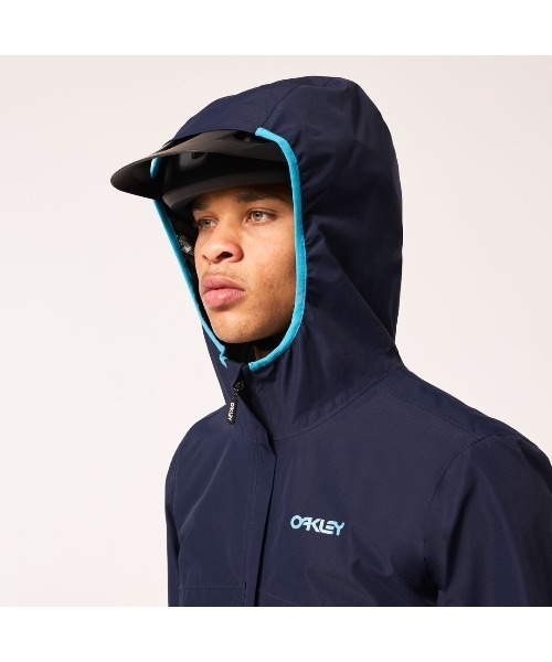 OAKLEY　エンジフード付きアウターウェア 暗めワインレッドウェア Oakley Enhance Active Light Shell Jacket 1.0 - Blackout