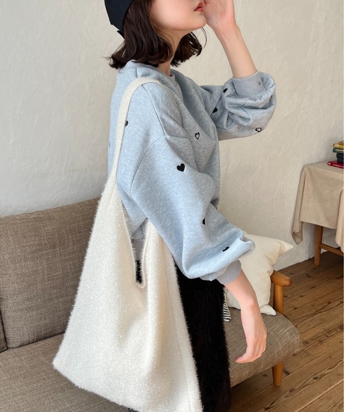 レディース 日本製 裏起毛 スウェット ハート プリント 全4色 2サイズ展開 AW 1111clothing（ワンフォークロージング）の「ハートモチーフ 裏