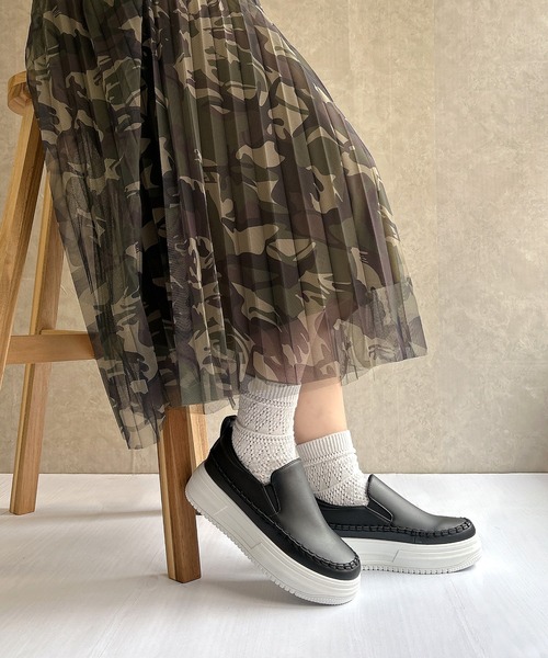 Noubel Voug Relax スリッポン ステッチデザイン ボリューム