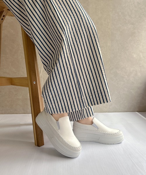 Noubel Voug Relax スリッポン ステッチデザイン ボリューム