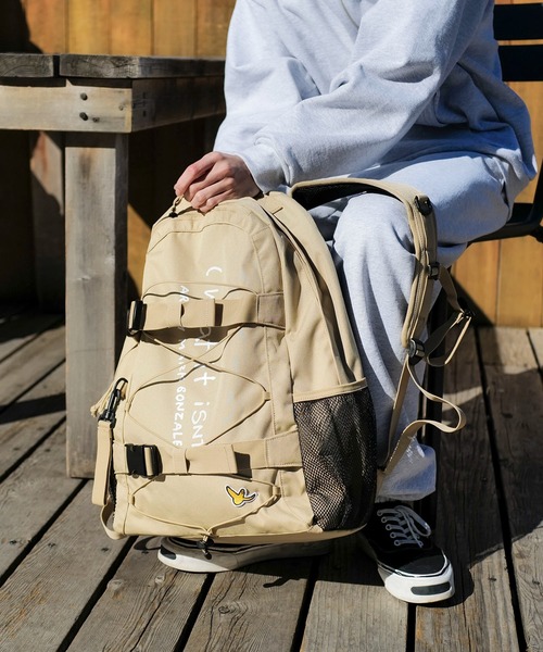 ✨新品未開封品✨ART BY MARK GONZALES DAYBAGロゴ25L Amazon.co.jp: (What it isNt) ART BY MARK GONZALES 2P BOXロゴ