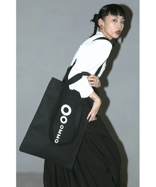 OMMO（オーエムエムオー） トートバッグ LOGO SQUARE TOTE レディース