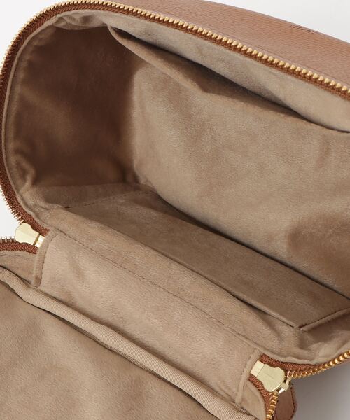 Chliii ブラウンレザー ハンドバッグ 美品】Coach ブラウンレザー ハンドバッグ - メルカリ