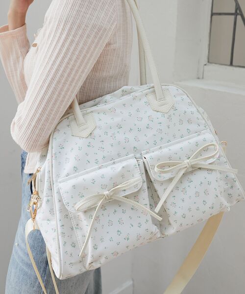 MAJESTIC LEGON（マジェスティックレゴン） ボストンバッグ フラワー