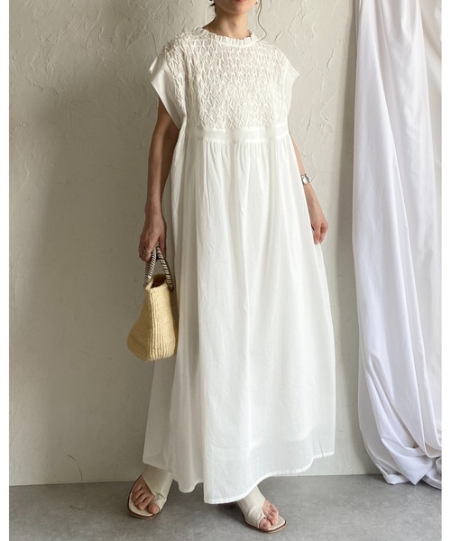美品マーブルシュッドエンゼルフィッシュ刺繍フレンチスリーブコットンホワイトF She's Closet ワンピース 半袖 フレンチスリーブインド綿100