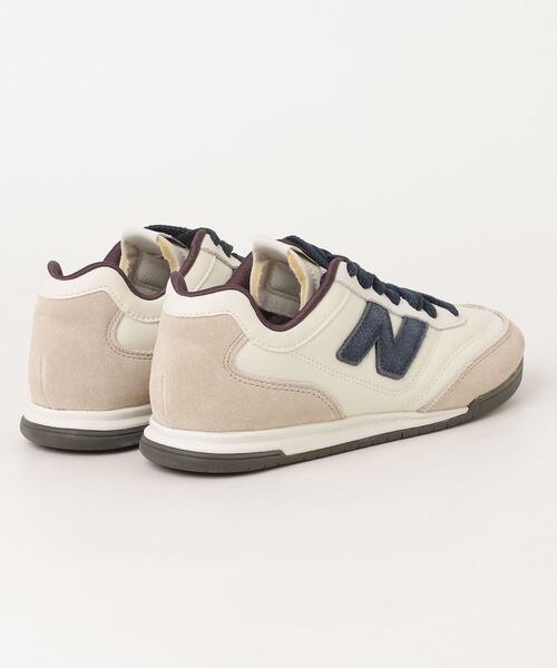 「New Balance」 ローカットスニーカー 24.5cm ベージュ レディース