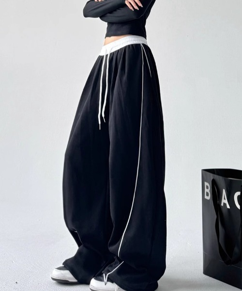 2025/現行/完売/メゾンスペシャル/レースラインスウェットパンツ/ワイド lilful スウェットパンツ ジャージ 「25年秋冬新作」配色デザイン