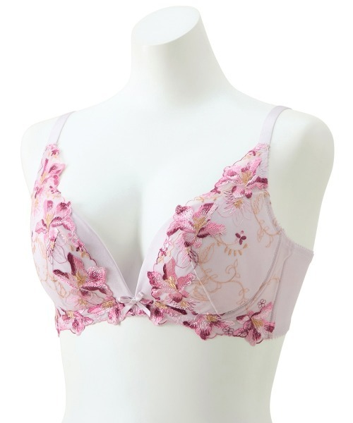 C75◆トリンプエッセンス Captivating Essence ◆ブラジャー ニッセン（nissen） ブラジャー ショーツ セット レディース フル