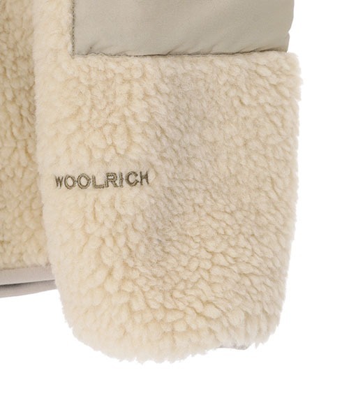 【美品】WOOLRICH ウールリッチ　ブルゾン　ベージュ　スタジャン　S WOOLRICH（ウールリッチ） ダウンジャケット USA製 ベージュ 80s 21032