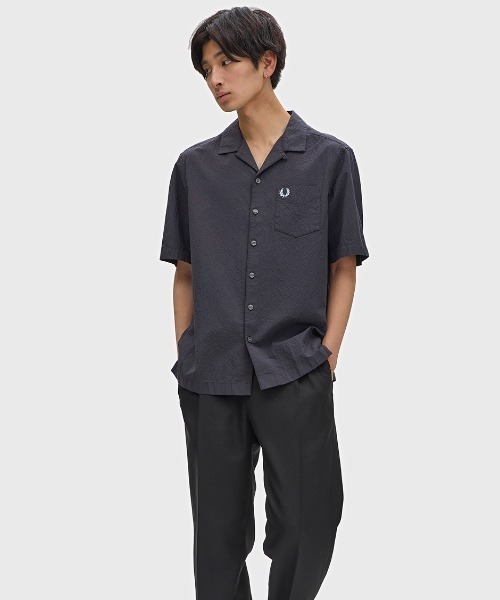 FRED PERRY（フレッドペリー） シャツ Seersucker Revere Collar Shirt