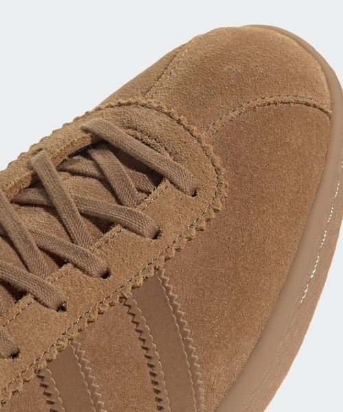 「adidas」 ローカットスニーカー 24.5糎 赤銅色 レディース