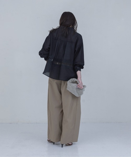 ブラウス シャツ レーストリミング シアーヘムシャツ レディースの画像