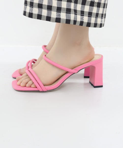 Isn't She？（イズントシー） サンダル ダブル細ストラップミュール