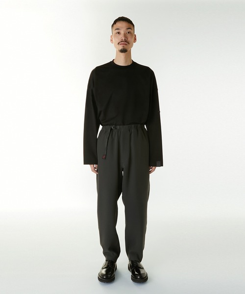 GRAMICCI×N.HOOLYWOOD テーパードパンツ イージースラックス N.HOOLYWOOD×GramicciのEASY SLACKSを着用したおすすめ