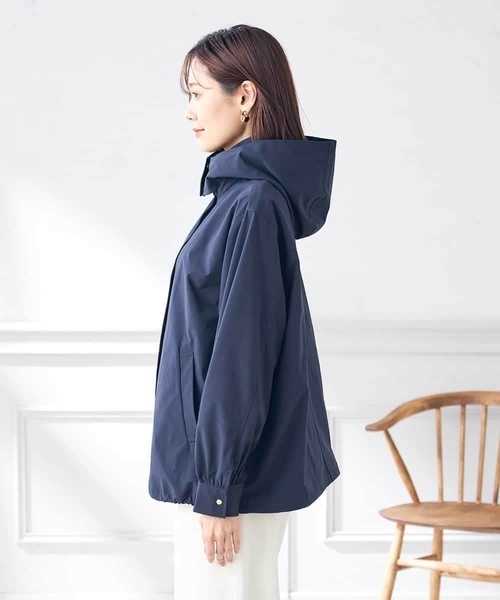 新品✨a.v.v アーヴェヴェ　アウター　L ブルゾン　ジャンパー　レディース a.v.v ブルゾン アウター 「2WAY/微撥水」フード付きスタンド