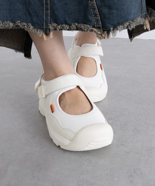 ☆訳あり新品☆[ユニバーサルオーバーオール] アウトドアサンダル UO33 uo33-top.jpg
