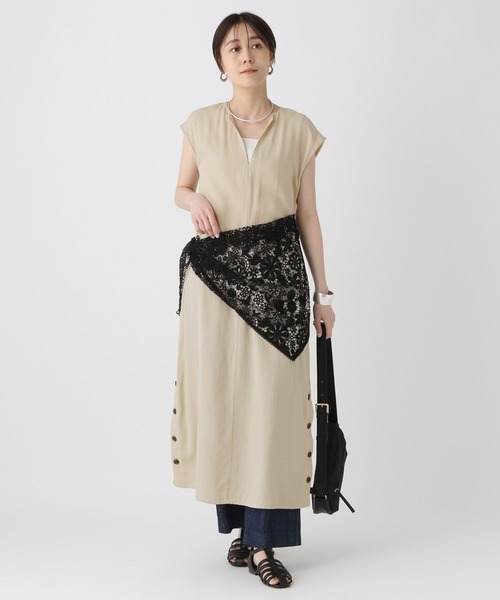 らら様 ワンピース Sベージュ Elura ワンピース シャリサラサイドスリットワンピース「低身長