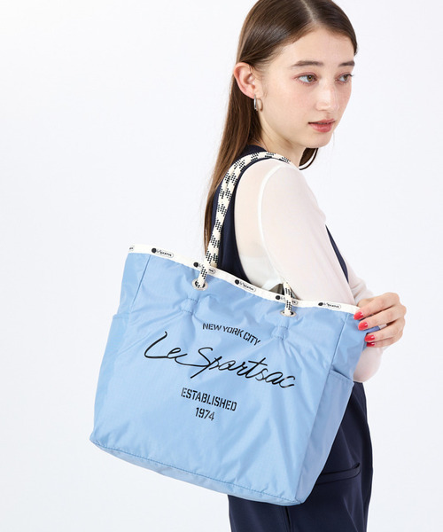 ○999 LeSportsac レスポートサック　2wayバッグ ネイビー系 レスポートサック 2wayバック 空港限定 フライトタイム 刺繍