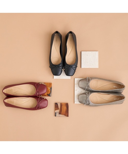 Clarks（クラークス） フラットパンプス UK5.5 ブラック レディース