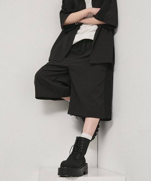 ワイドパンツ ハーフパンツ パンツ 短パン 「Alfred Alex」Side Line