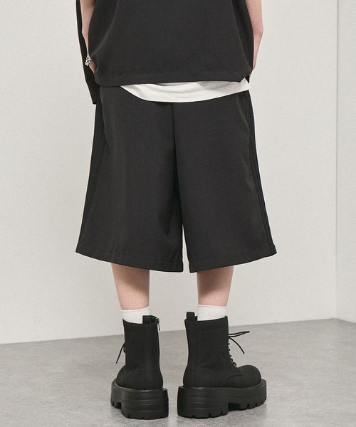 ワイドパンツ ハーフパンツ パンツ 短パン 「Alfred Alex」Side Line
