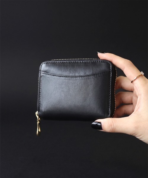 Charis Poche（カリスポシェ） 二つ折り 二つ折り財布 財布 「本革