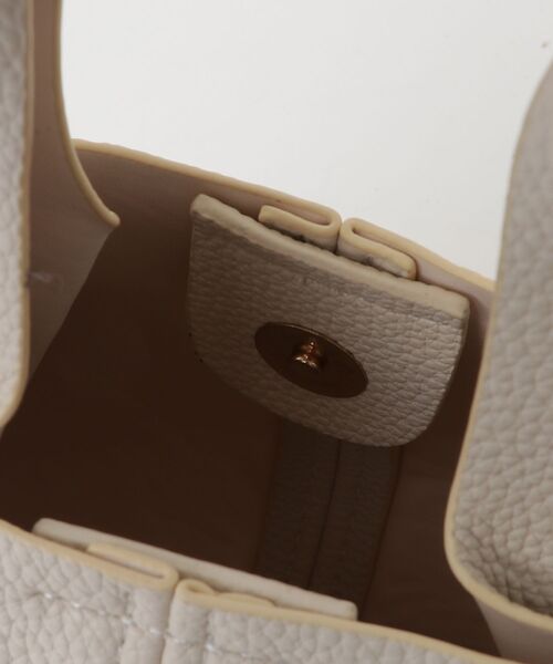 「NEUNA」 ハンドバッグ SMALL アイボリー レディース_画像4