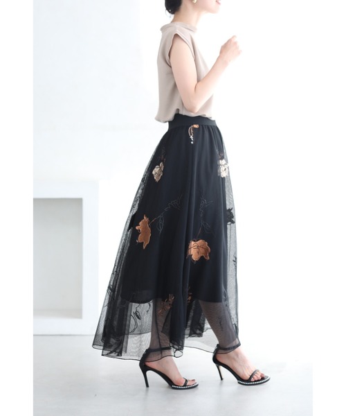 cawaii スカート （黒）花刺繍ワッペンのチュールミディアム