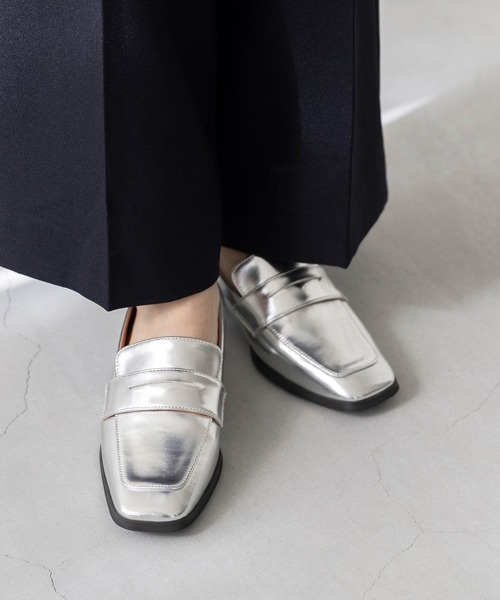 menue（メヌエ） ローファー スクエアトゥ 3cmヒール コインローファー