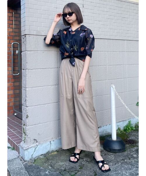 シアーシャイニーボリュームシャツ[品番：MKSW0049871]｜MURUA