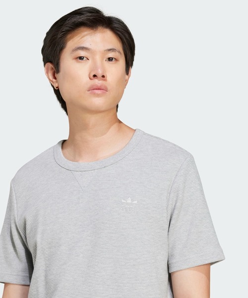 adidas tシャツ トレフォイル エッセンシャルズ ワッフル半袖T