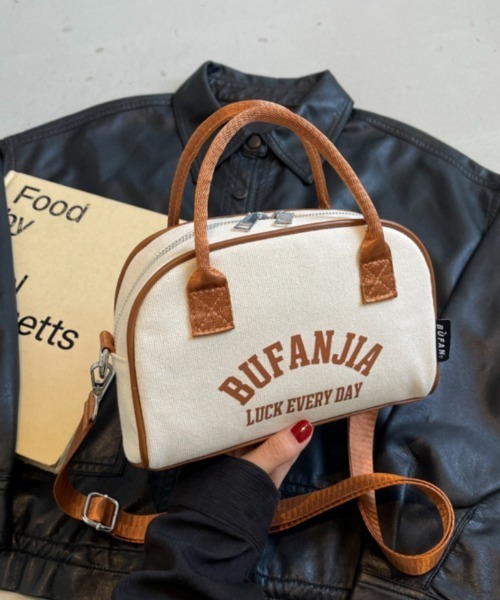 [美品]courreges ボストンバッグ レザー 2way ブランドロゴ 美品 courreges クレージュ レザー 2way ショルダーバッグ