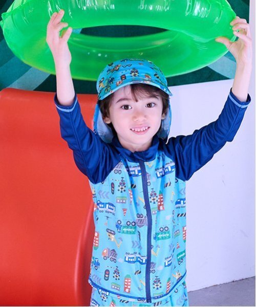 kladskap（クレードスコープ） 水着 「SWIM」乗り物総柄長袖ラッシュ