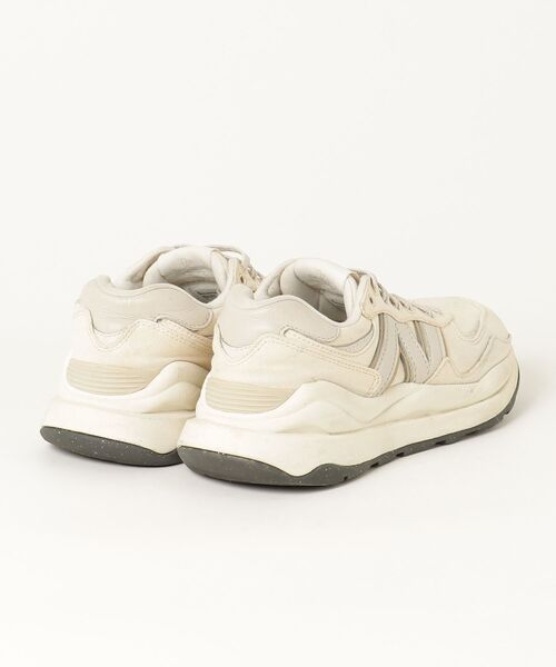 New Balance（ニューバランス） ローカットスニーカー 24cm ベージュ