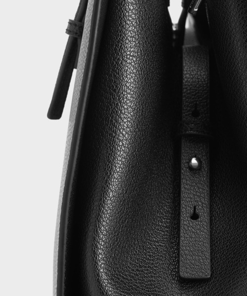 CHARLES ＆ KEITH（チャールズ&キース） 「CHARLES & KEITH」 トート