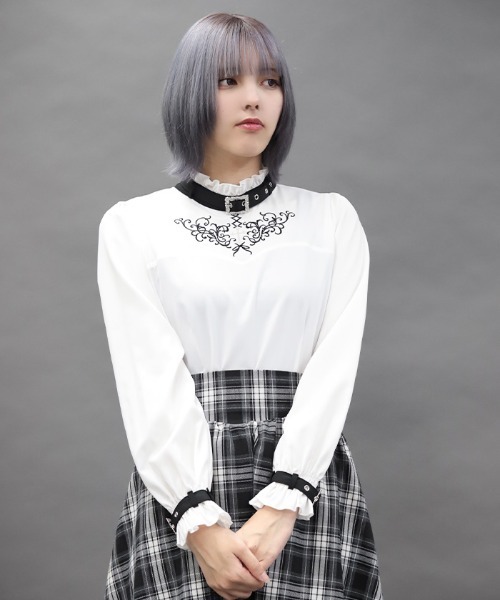 NIBBLE POISON（ニブルポイズン） ブラウス シャツ ベルトデザイン刺繍