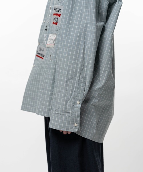 シャツ Embellished Sticker Long Sleeve Check Shirt メンズの画像
