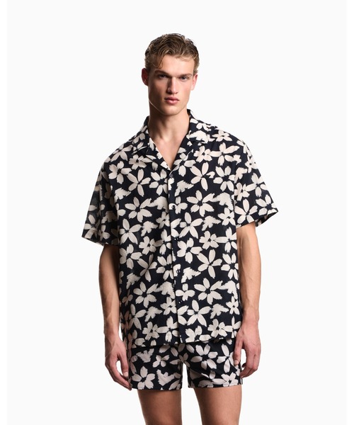 美品 EMPORIO ARMANI エンポリオアルマーニ 花柄 総柄 シャツ ブラウス カットソー 半袖 ロゴ サイズ38 ネイビー/マルチ レディース 古着 中古 USED EMPORIO ARMANI 美品 エンポリオアルマーニ 花柄 総柄 シャツ ブラウス