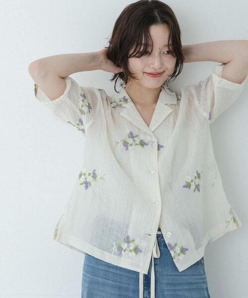 ブラウス シャツ フラワー刺繍ジャガードシャツ レディースの画像