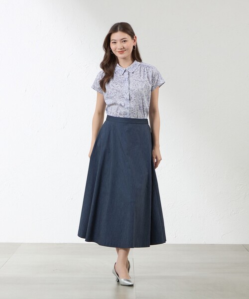 試着のみ美品　AMACA Traveling Threads リバティ ブラウス AMACA（アマカ） ブラウス シャツ 半袖 「LIBERTY」Indigo Morris