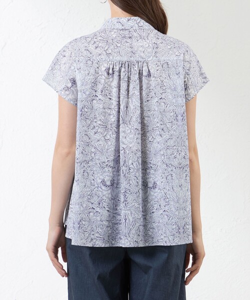 試着のみ美品　AMACA Traveling Threads リバティ ブラウス AMACA（アマカ） ブラウス シャツ 半袖 「LIBERTY」Indigo Morris