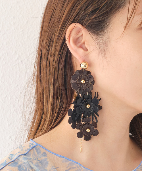 amplis ピアス レザーフラワーピアス/leather blossom
