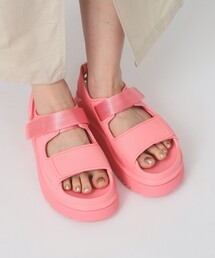 UGG Australia（アグオーストラリア） 厚底 ugg サンダル UGG(R