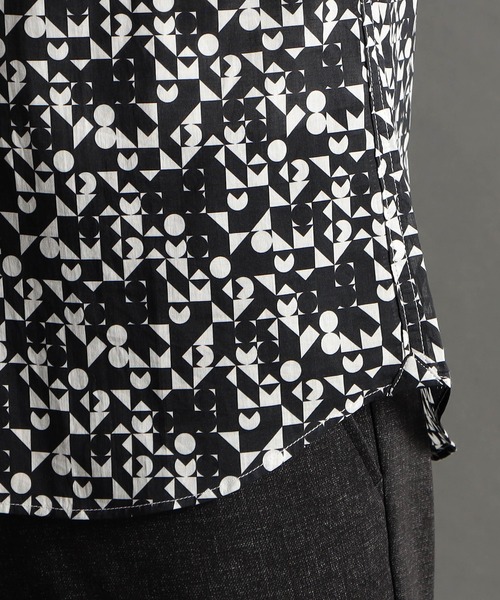 MONSIEUR NICOLE（ムッシュニコル） シャツ グラフィカルプリント