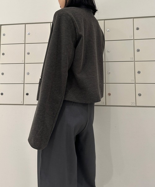 solleim（ソルレム） ジャケット ノーカラージャケット ゴールドボタン