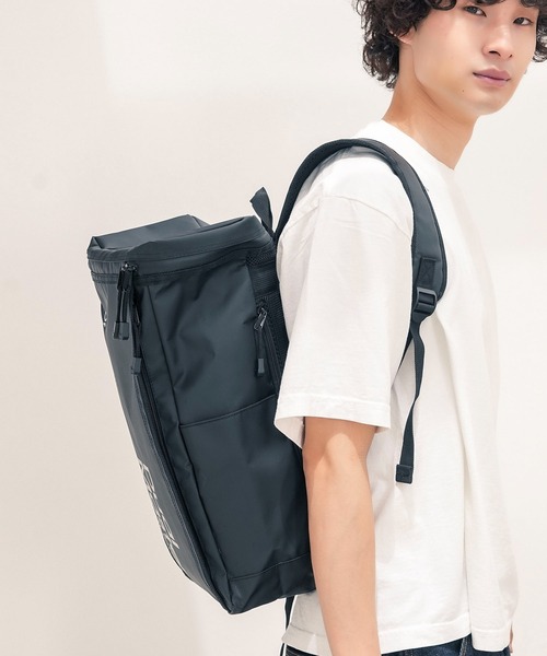 UNIT（NIXON） スマホショルダー デイバック リュック 「Dual Master