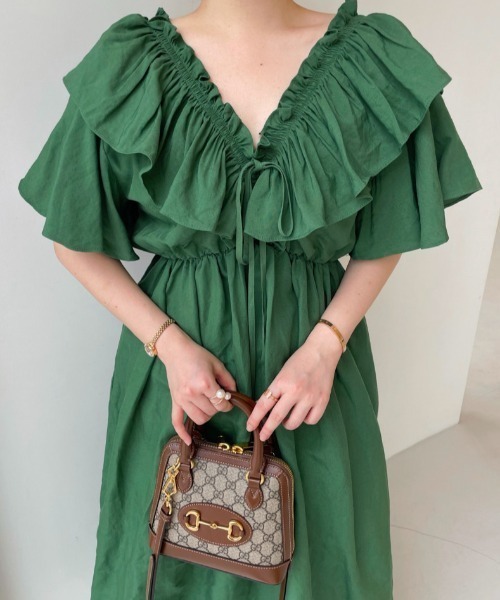 Aelina ワンピース デザインVネックフリルロングワンピース : ZOZOTOWN