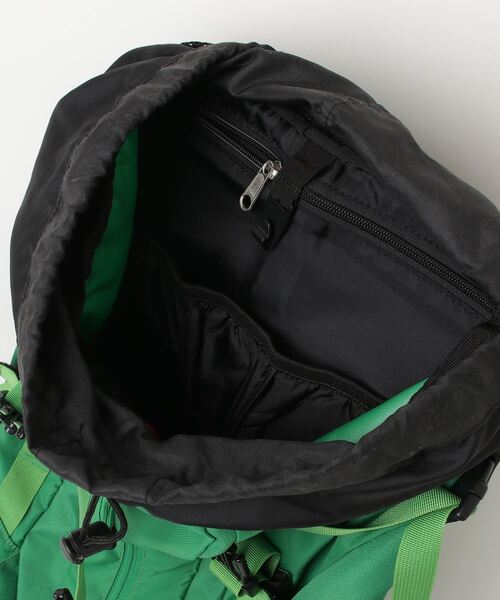 THE NORTH FACE 緑色 ナップサック N7150N バッグパック New THE NORTH FACE BONNEY MULTI PACK BACKPACK GREEN NN2PQ07M
